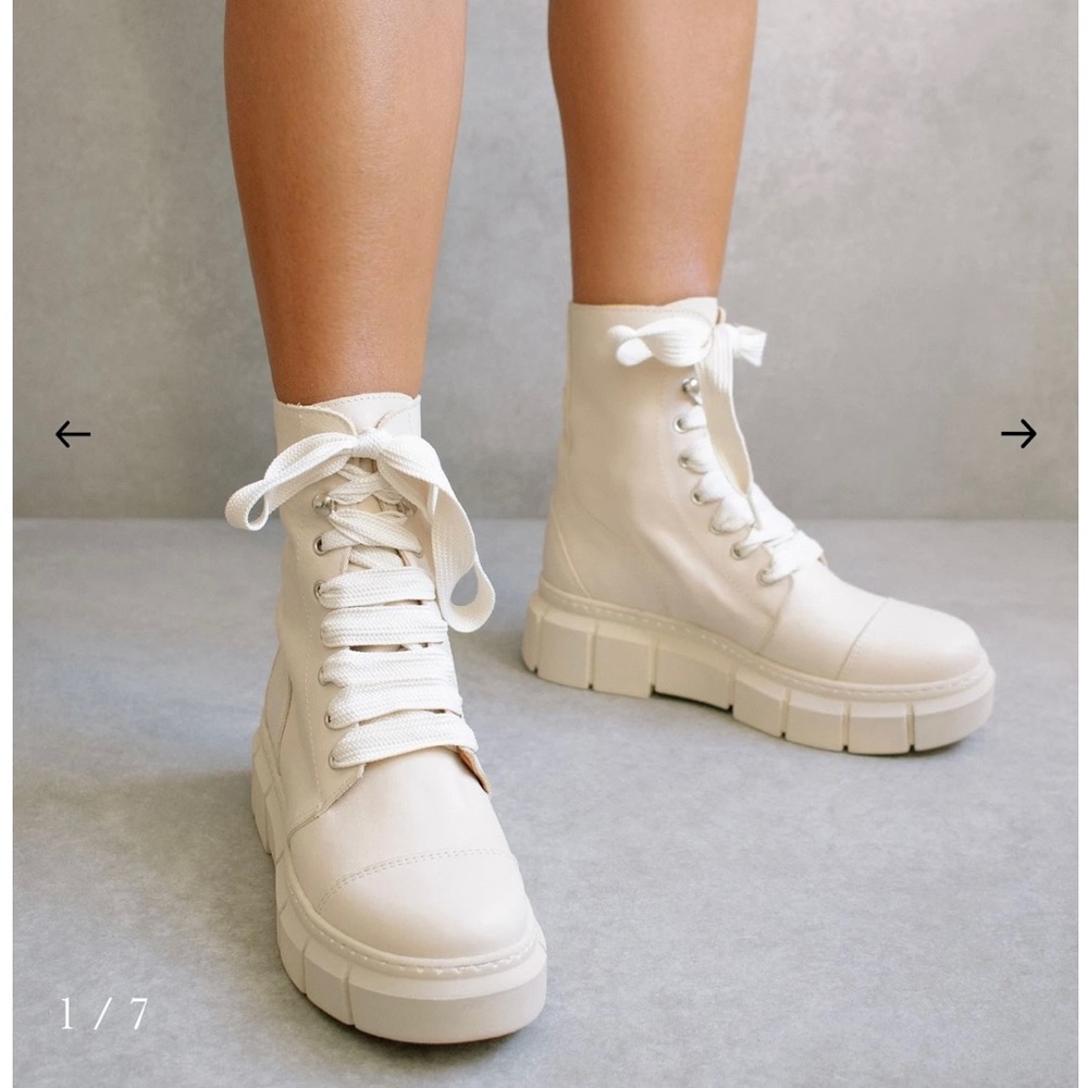 ALOHAS Can Can Combat Boots in Beige - never worn!